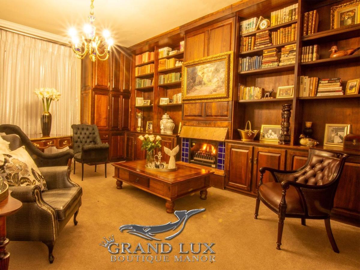 Grand Lux Boutique Manor Hotel Херманус Екстериор снимка