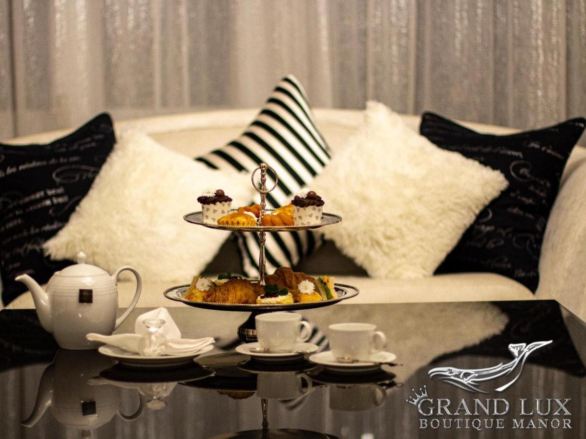 Grand Lux Boutique Manor Hotel Херманус Екстериор снимка