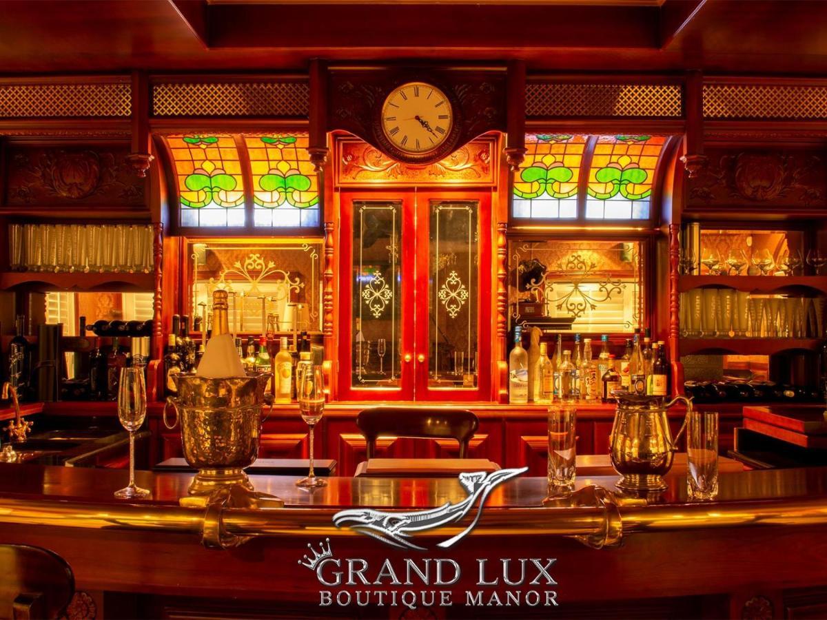 Grand Lux Boutique Manor Hotel Херманус Екстериор снимка