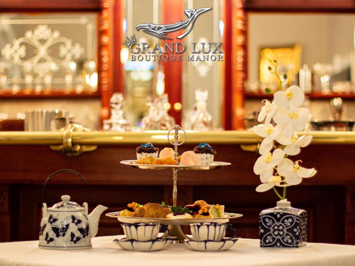 Grand Lux Boutique Manor Hotel Херманус Екстериор снимка