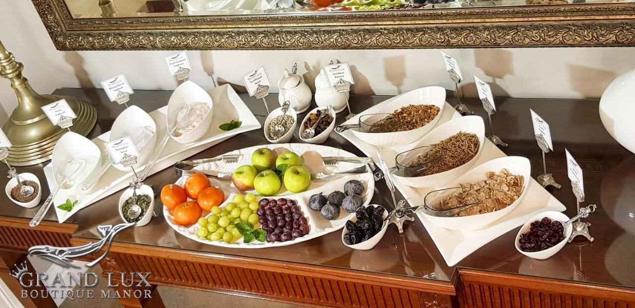 Grand Lux Boutique Manor Hotel Херманус Екстериор снимка