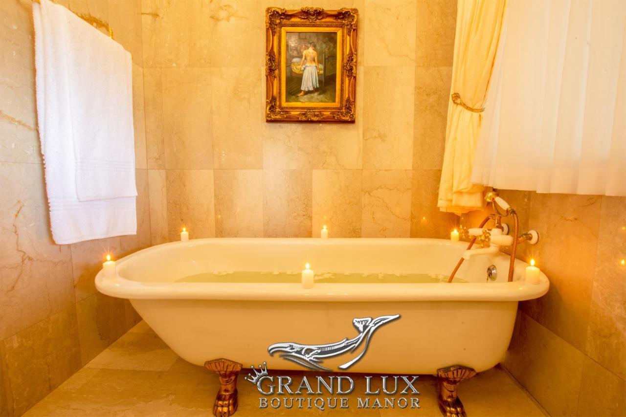 Grand Lux Boutique Manor Hotel Херманус Екстериор снимка