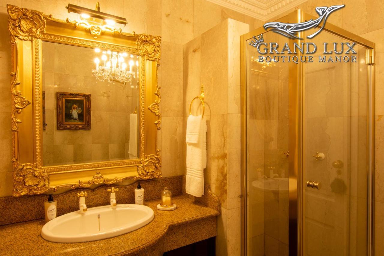 Grand Lux Boutique Manor Hotel Херманус Екстериор снимка