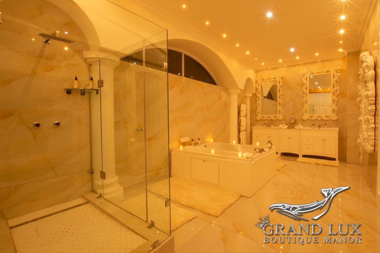 Grand Lux Boutique Manor Hotel Херманус Екстериор снимка